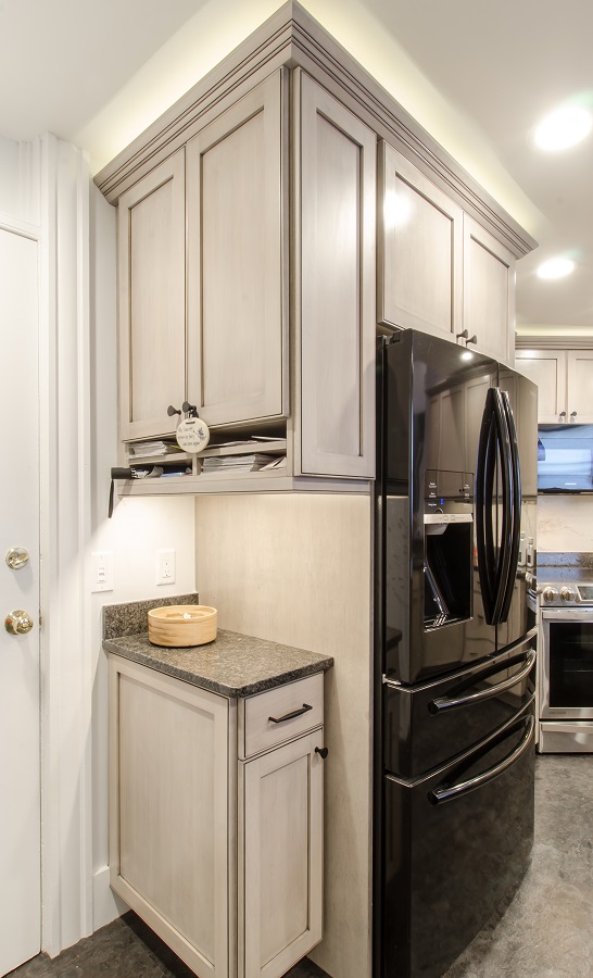 101-Shaker-Kitchen-Summerville-MA