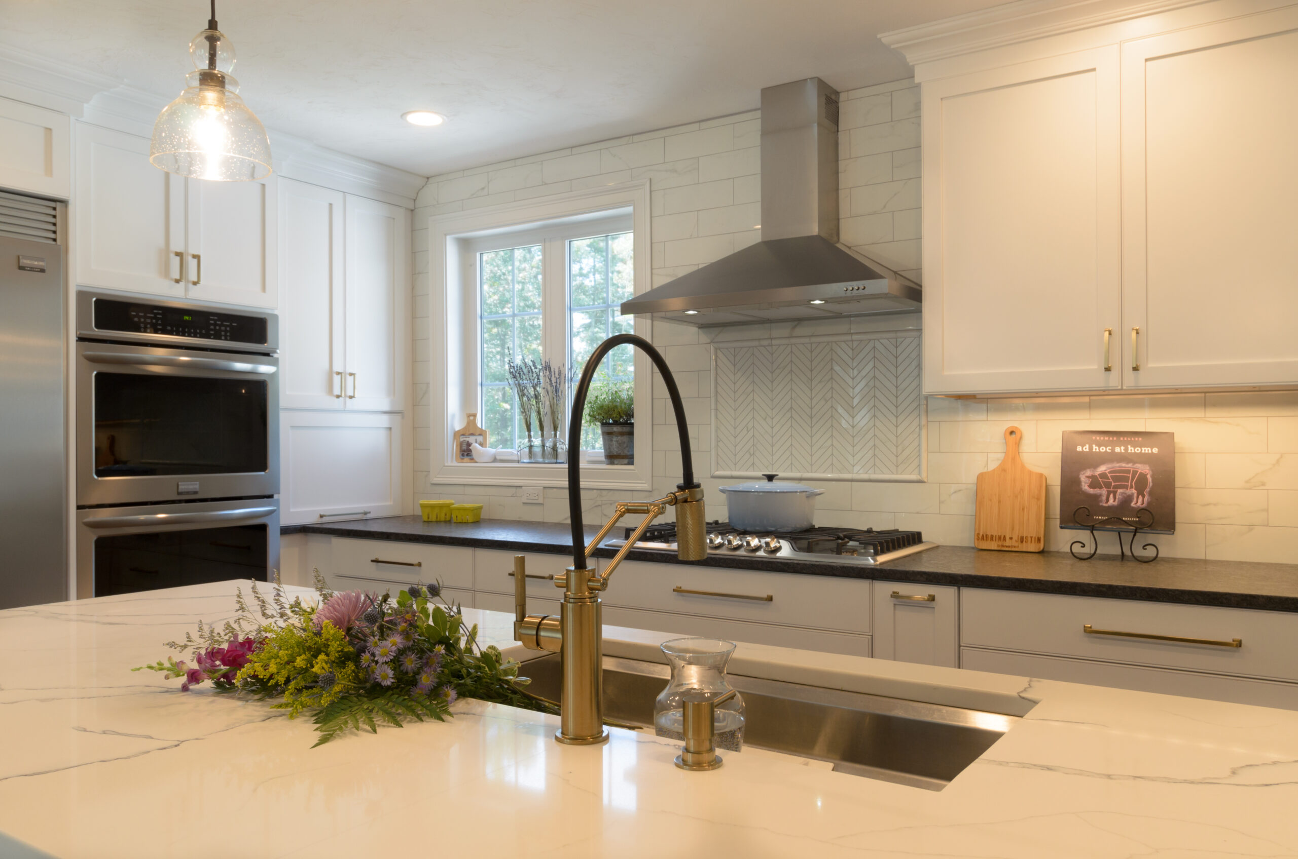 90-White-Shaker-Kitchen-Dunstable-MA-scaled