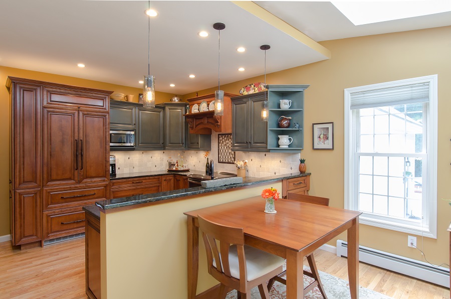 99-Salem-NH-Medium-Kitchen-1