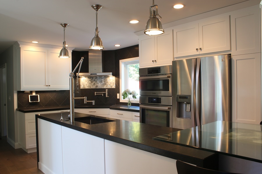 Contemporary-Kitchen-Litchfield-NH