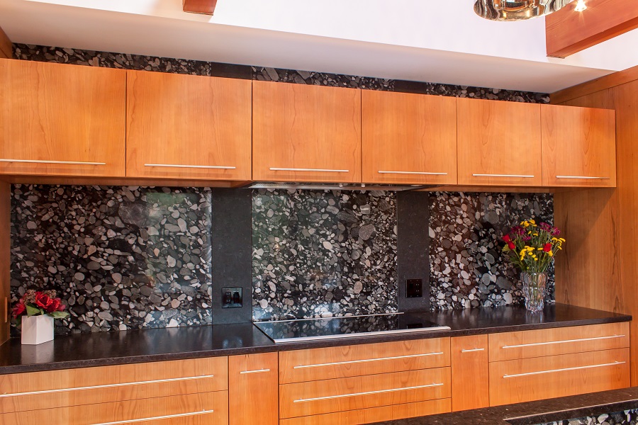 Custom-Granite-Backsplash-Nashua-NH-1