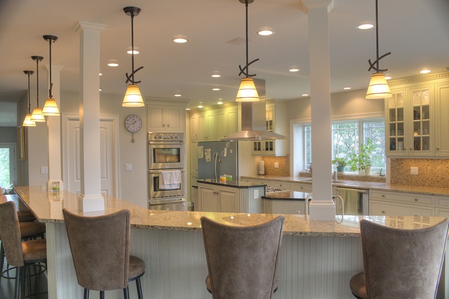 Glaucester-MA-Large-Kitchen-1