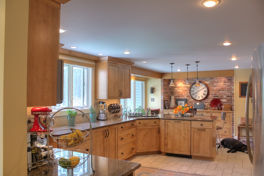 Hollis-NH-Medium-Kitchen