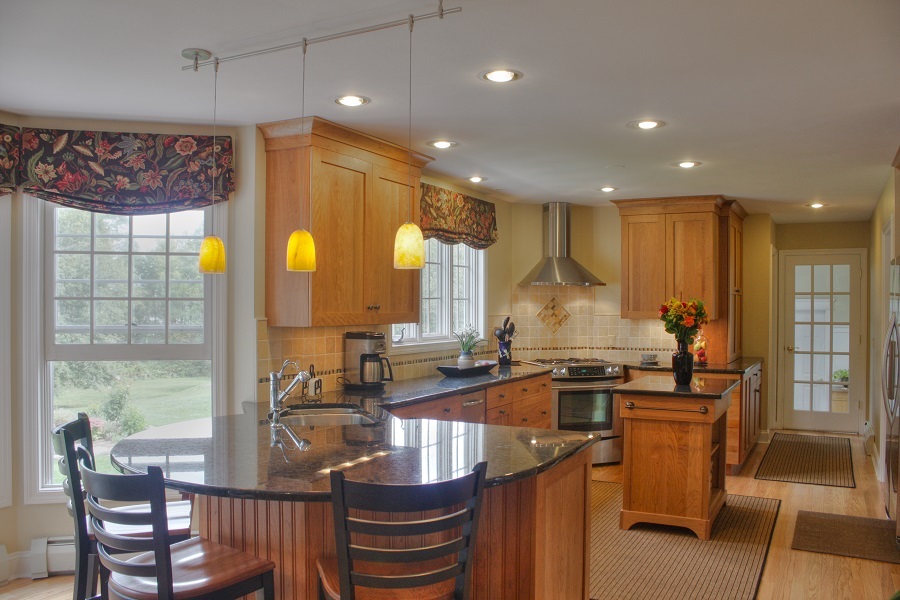 Hollis-NH-Shaker-Kitchen