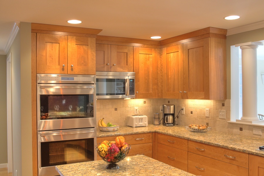 Hudson-NH-Shaker-Kitchen