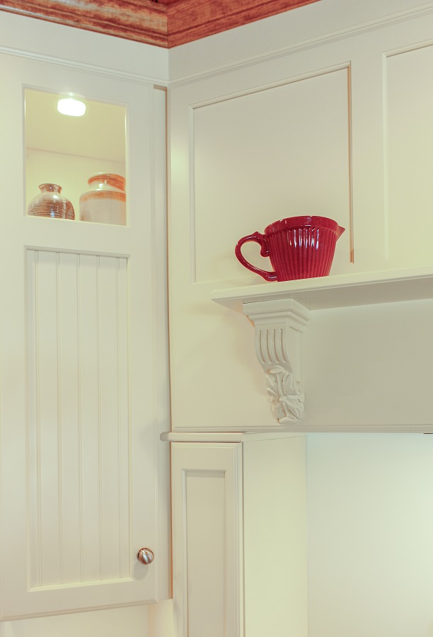 Ornate-Hood-Moulding-NH