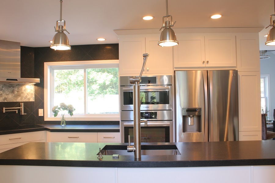 Shaker-Kitchen-Linchfield-NH