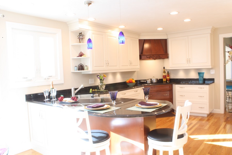Tewksbury-MA-White-Kitchen