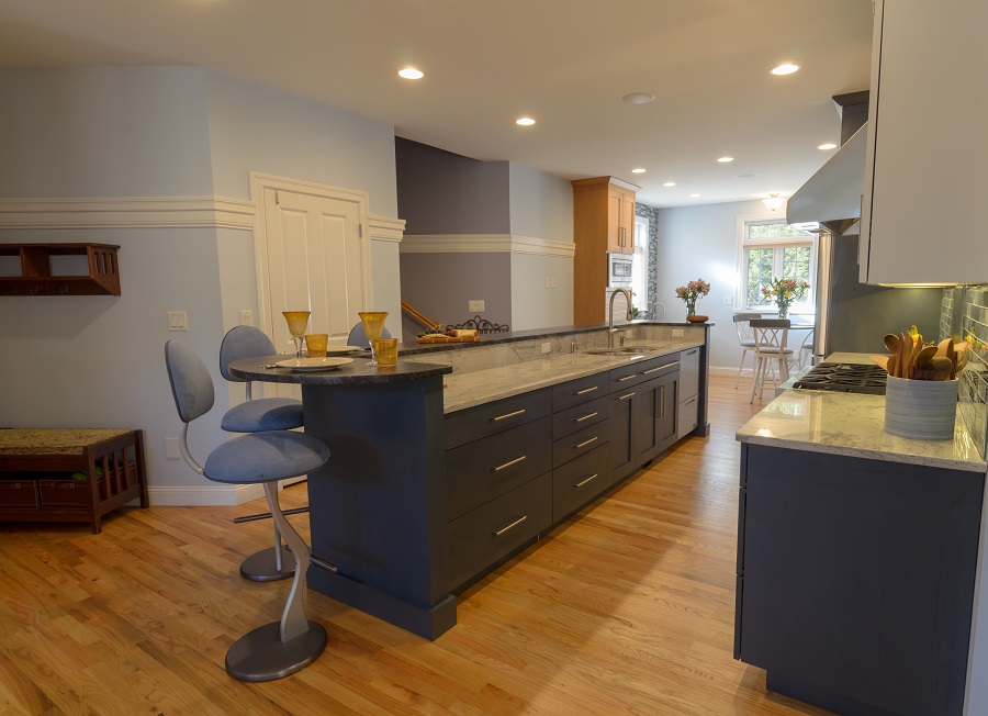 Two-toned-shaker-kitchen-2