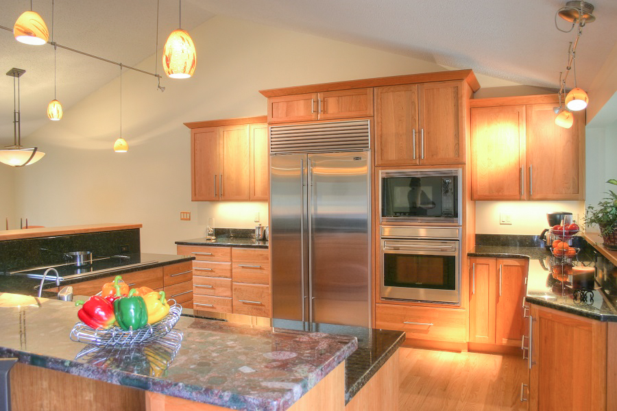 Weston-MA-Contemporary-Kitchen