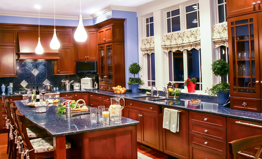 Weston-MA-Luxury-Kitchen