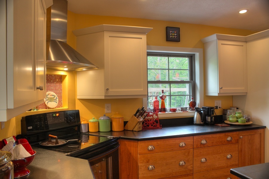 White-Kitchen-Ashby-MA