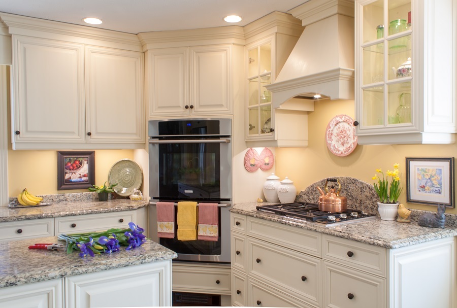 White-Kitchen-Corner-stove
