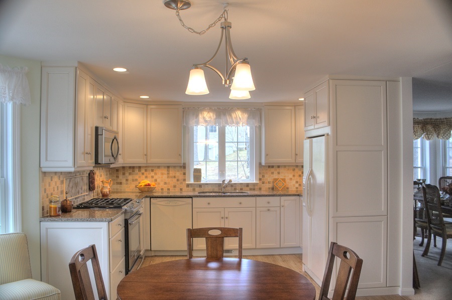 White-Transitional-Kitchen-Nashua-NH