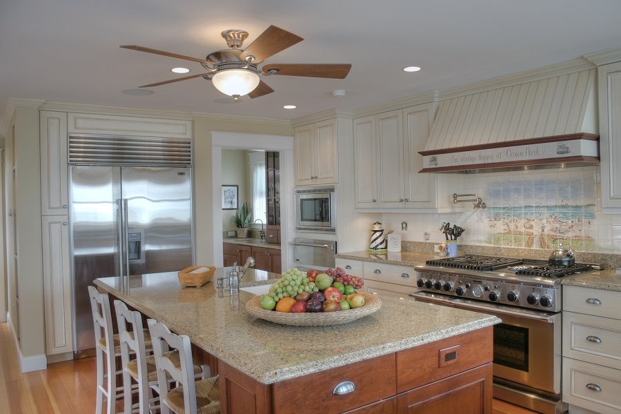 White-Upscale-Kitchen