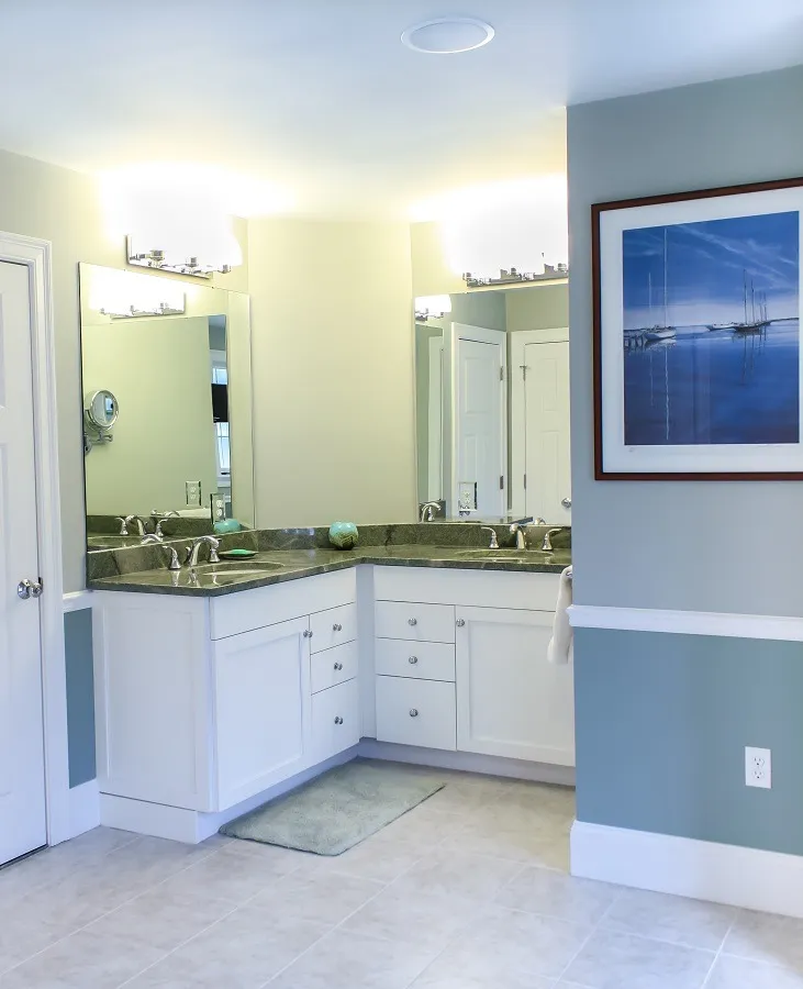 imgi_126_Custom-Corner-Painted-Vanity-Topsfield-MA_result