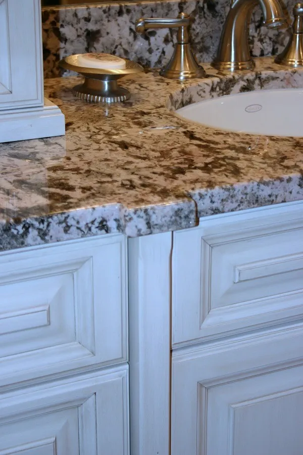 imgi_131_Custom-Vanity-Top-1_result