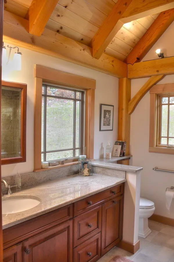 imgi_162_Beautiful-Post-and-Beam-Medium-Bath_result