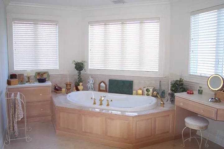 imgi_189_Master-Bath-Salem-NH_result