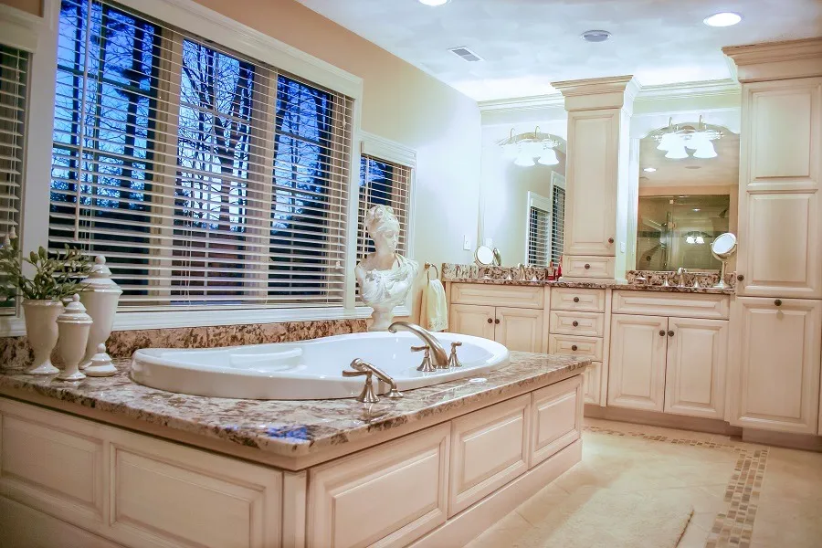 imgi_195_Stunning-White-Master-Suite-Westford-MA_result