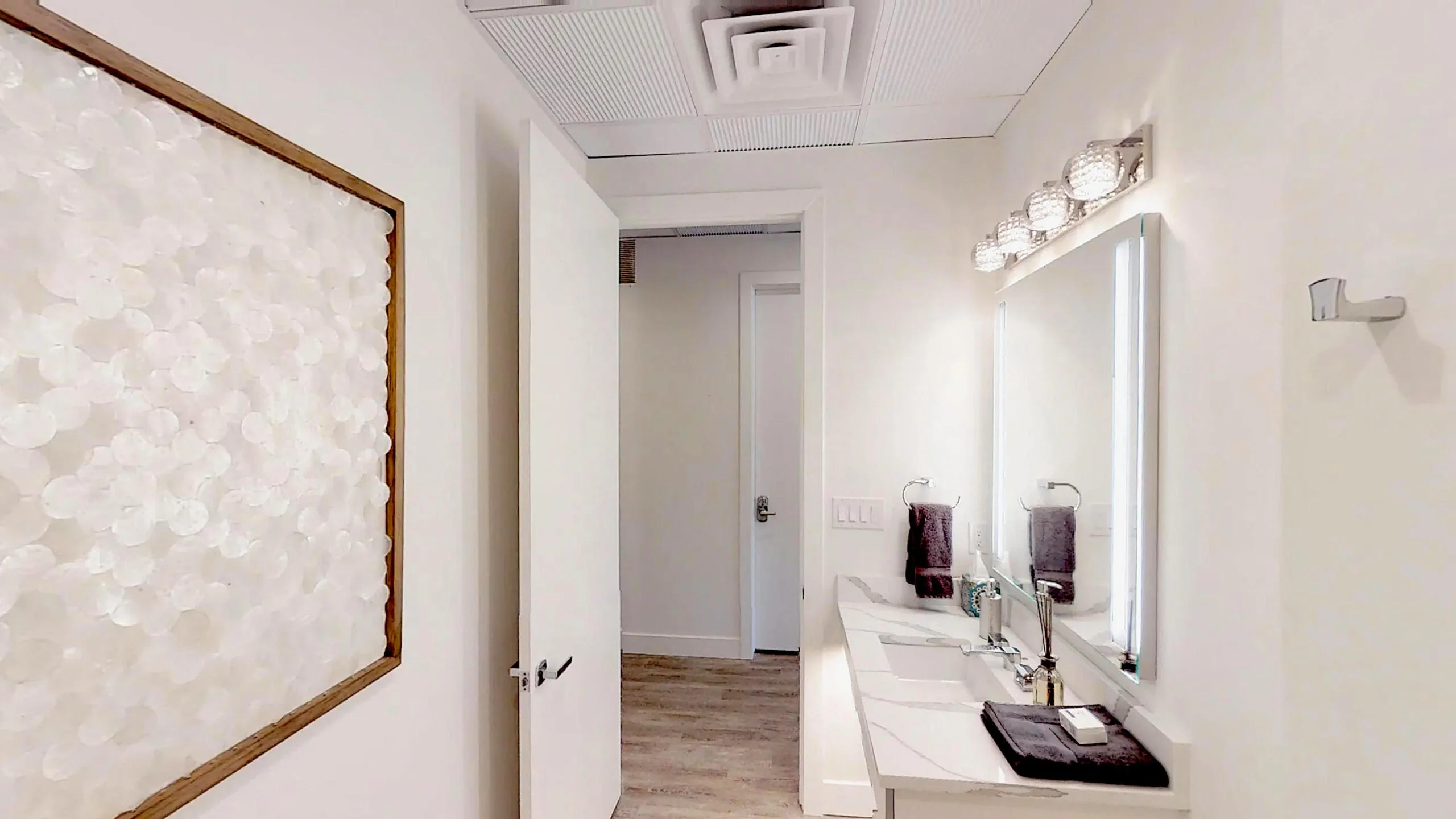 imgi_201_100-Boston-Pen-House-Bathroom-Remodel-2-1-scaled_result