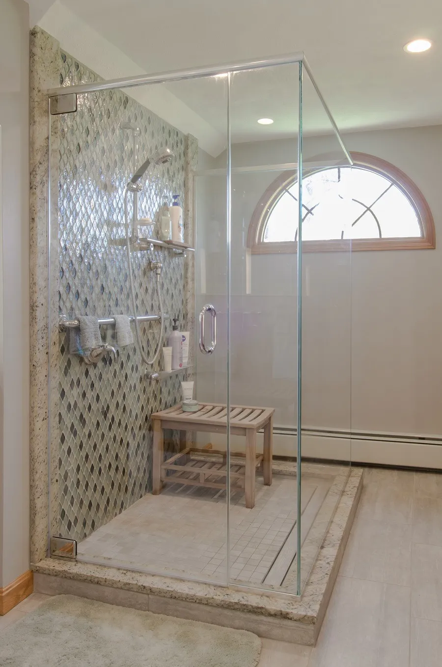 imgi_208_100-Groton-MA-Shower_result