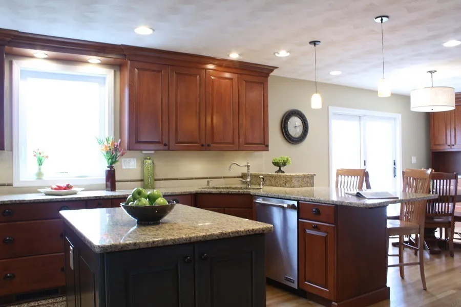 imgi_278_Dark-Two-Toned-Kitchen_result