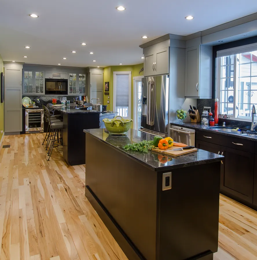 imgi_299_Two-Toned-Kitchen-Tyngsboro-MA_result