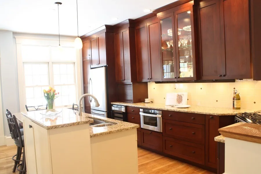 imgi_302_Two-Toned-Kitchen-3_result