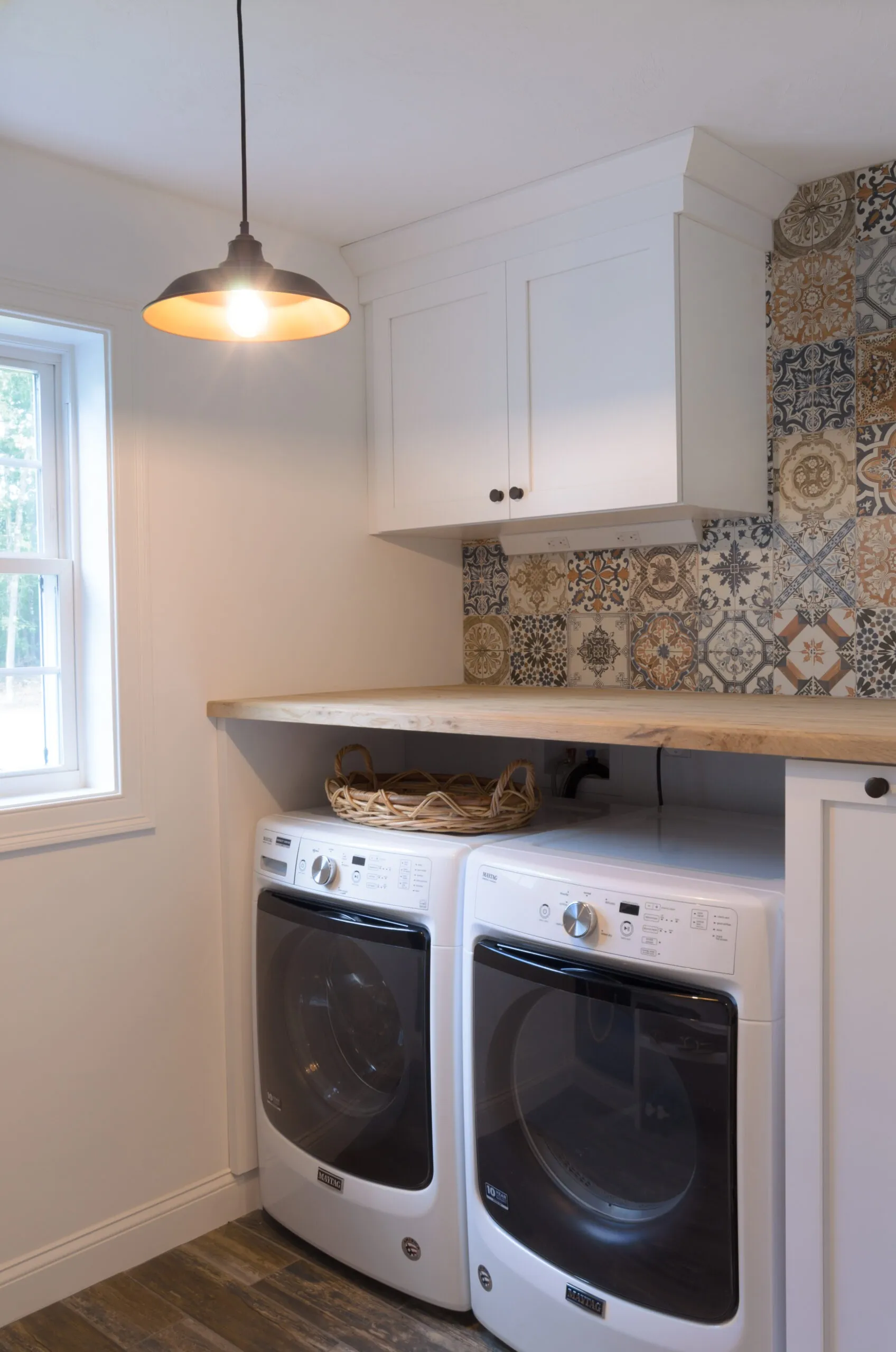 imgi_374_200-back-splash-idea-scaled_result