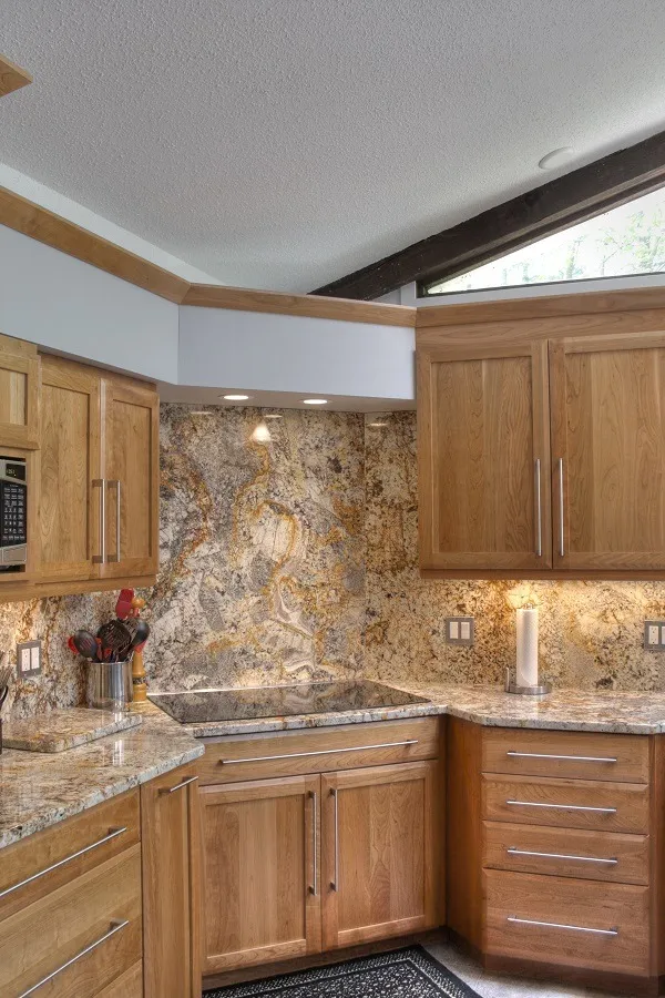 imgi_379_Amherst-NH-Grante-Slab-Backsplash_result