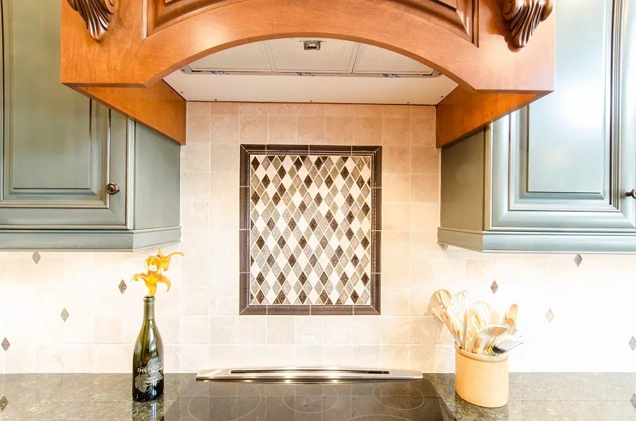 imgi_401_Salem-NH-Custom-Tile-Backsplash_result