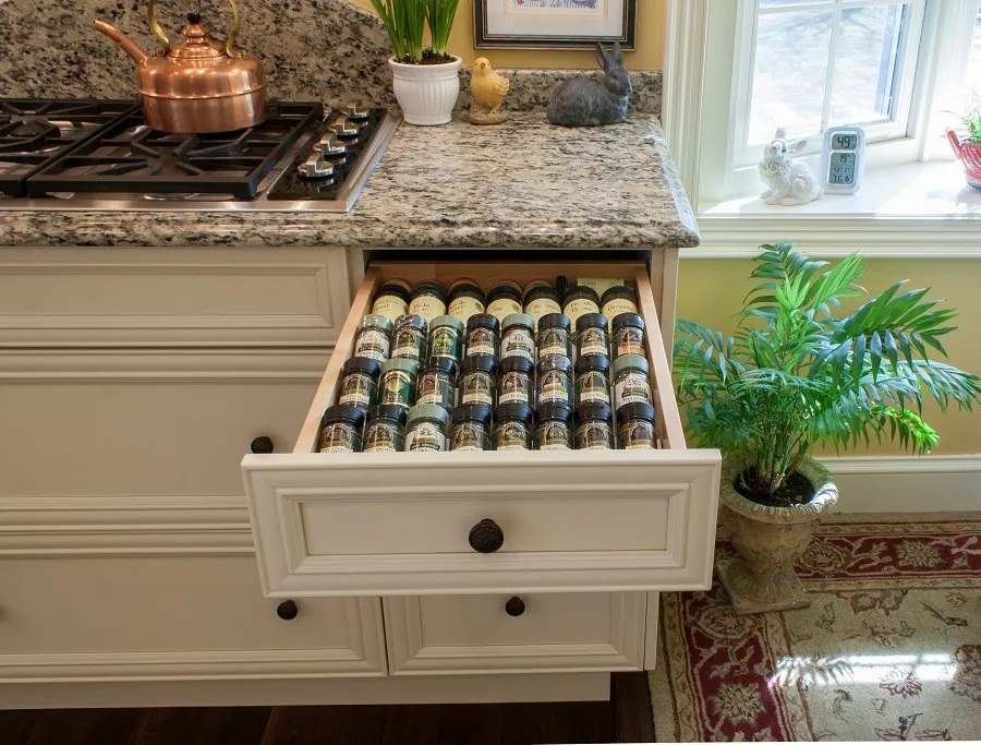 imgi_412_Hollis-NH-Spice-Drawer_result