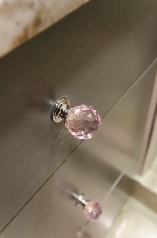 imgi_423_Nashua-NH-Power-Room-Crystal-Knob_result