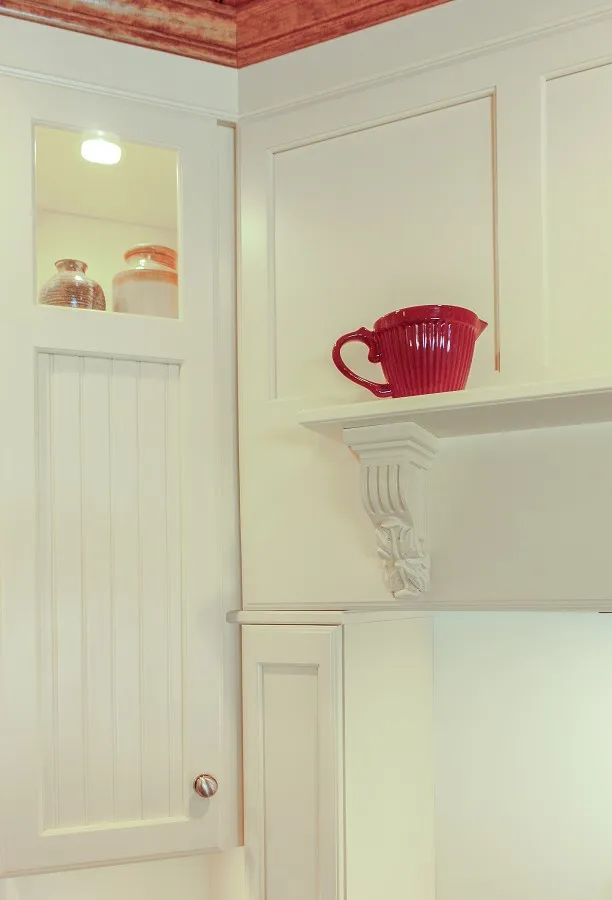 imgi_430_Hood-Moulding-NH_result