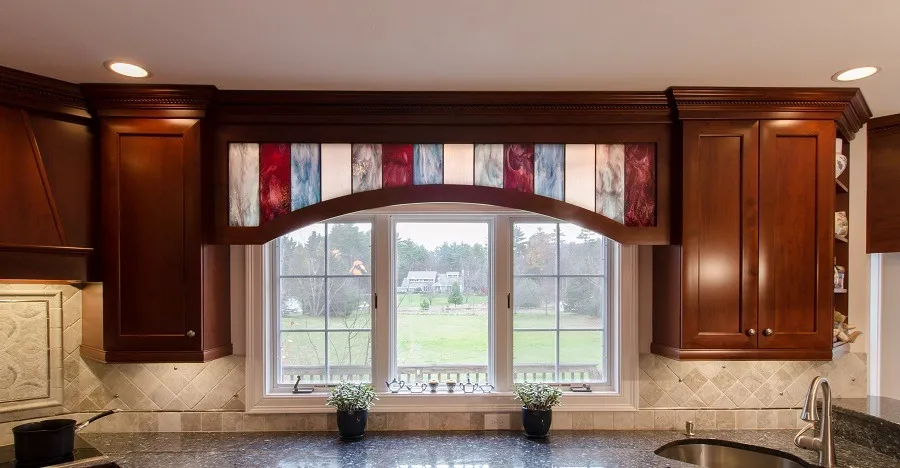 imgi_440_Stained-Glass-Valance-Hollis-NH_result